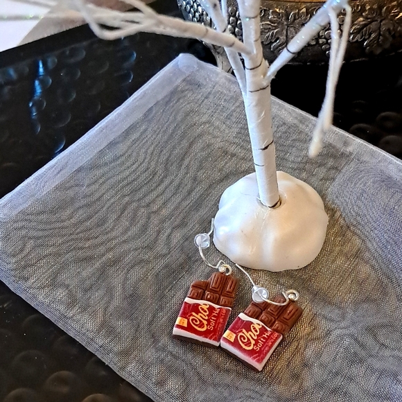 None Jewelry - Hand crafted Chocolate design earrings NWT